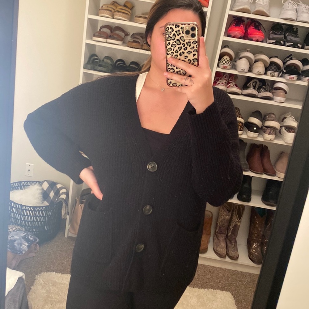 American Eagle Sweater